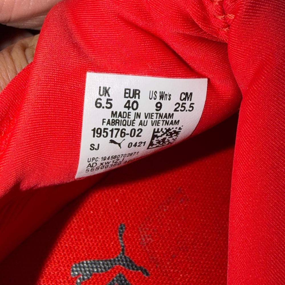 Puma women Bright Red Sneakers - Picture 7 of 7